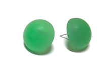 Load image into Gallery viewer, Kelly Green Frosted Retro Button Stud Earrings