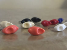 Load image into Gallery viewer, Cream Vintage Lucite Clog Stud Earrings