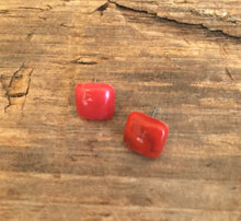 Load image into Gallery viewer, Dark Coral Flat Square Stud Earrings