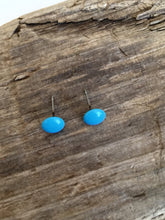 Load image into Gallery viewer, Turquoise Vintage Lucite Small Disc Stud Earrings