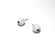 Load image into Gallery viewer, White Daisy Flower Ball Stud Earrings