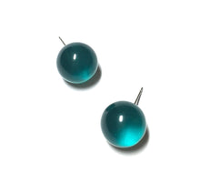 Load image into Gallery viewer, Emerald Green Transparent Ball Stud Earrings