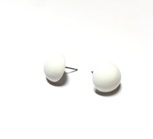 Load image into Gallery viewer, White Retro Button Stud Earrings