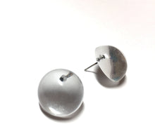 Load image into Gallery viewer, Clear Retro Button Stud Earrings