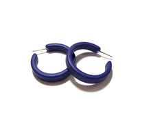 Load image into Gallery viewer, Navy Blue Matte Small Classic Hoop Earrings