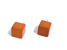 Load image into Gallery viewer, Cinnamon Brown Jumbo Cube Stud Earrings