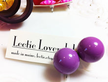 Load image into Gallery viewer, Lilac Purple Ball Stud Earrings