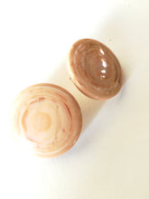 Load image into Gallery viewer, Beige Marbled Mod Disc Lucite Stud Earrings