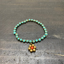 Load image into Gallery viewer, Ceramic Daisy Bracelet