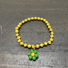Load image into Gallery viewer, Ceramic Daisy Bracelet