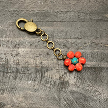Load image into Gallery viewer, Ceramic Daisy Keychain