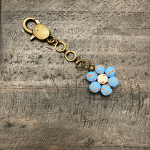 Load image into Gallery viewer, Ceramic Daisy Keychain