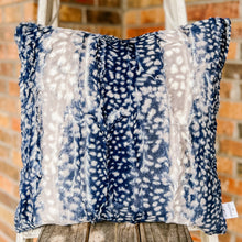Load image into Gallery viewer, Finished 18x18 Pillow Cover with Invisible Zipper