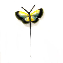 Load image into Gallery viewer, Realistic Butterfly Garden Stake
