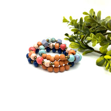 Load image into Gallery viewer, Glazed Aromatherapy Bracelet