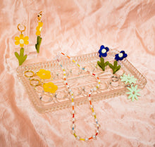 Load image into Gallery viewer, Rainbow Pearl Necklace