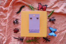 Load image into Gallery viewer, Tiny Bumble Bee