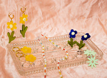 Load image into Gallery viewer, Rainbow Pearl Necklace