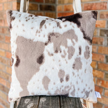 Load image into Gallery viewer, Finished 18x18 Pillow Cover with Invisible Zipper