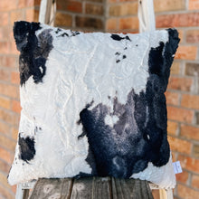 Load image into Gallery viewer, Finished 18x18 Pillow Cover with Invisible Zipper