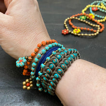 Load image into Gallery viewer, Ceramic Daisy Bracelet
