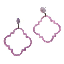 Load image into Gallery viewer, Lavender Marbled Quatrefoil Earrings