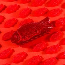 Load image into Gallery viewer, Sweetish Fish Hair Claw Cherry