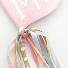 Load image into Gallery viewer, Mama Party Pennant