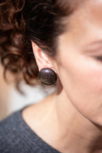 Load image into Gallery viewer, Black Art Deco Carved Retro Button Stud Earrings