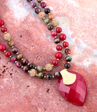 Load image into Gallery viewer, Jeweled Multi-Color Tiger's Eye and Rasberry Quartz Pendant Golden Necklace
