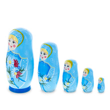 Load image into Gallery viewer, 5 Girls with Daisy Flowers &amp; Blue Skirt Wooden Nesting Dolls 6 Inches