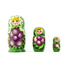 Load image into Gallery viewer, 3 Daffodils Flowers on Green Dress  Wooden Nesting Dolls 3.5 Inches
