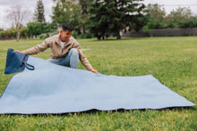 Load image into Gallery viewer, Blanket Tote XL Outdoor Picnic Blanket