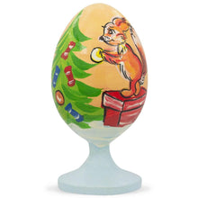 Load image into Gallery viewer, Squirrel Decorating Christmas Tree Wooden Figurine