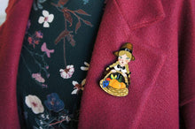 Load image into Gallery viewer, Pilgrim Thanksgiving Brooch by Laliblue
