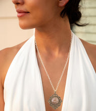 Load image into Gallery viewer, Pink Moonstone Golden Pendant Necklace