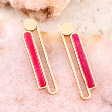 Load image into Gallery viewer, Pink Raspberry Quartz Elongated Golden Post Earrings