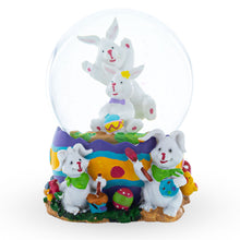 Load image into Gallery viewer, Bunnies Decorating Easter Eggs Musical Water Snow Globe