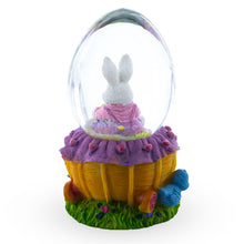 Load image into Gallery viewer, Bunny and Carrots Basket Water Globe