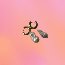 Load image into Gallery viewer, Chunky Hoop Titanium Pearl Earrings