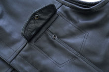 Load image into Gallery viewer, Men's AM  Black Cowhide Leather Motorcycle Vest