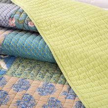 Load image into Gallery viewer, Tache Cotton Bohemian Tropical Calla Lily Quilted Patchwork Bedspread Set (JHW-687)