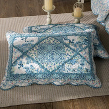 Load image into Gallery viewer, Tache Petal Dance White Blue Floral Paisley Vintage Garden Scalloped Cotton Patchwork Quilt Set (JHW-646)