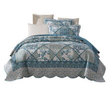 Load image into Gallery viewer, Tache Petal Dance White Blue Floral Paisley Vintage Garden Scalloped Cotton Patchwork Quilt Set (JHW-646)