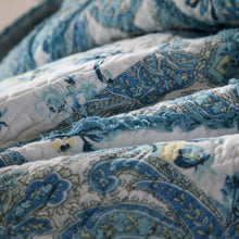 Load image into Gallery viewer, Tache Petal Dance White Blue Floral Paisley Vintage Garden Scalloped Cotton Patchwork Quilt Set (JHW-646)