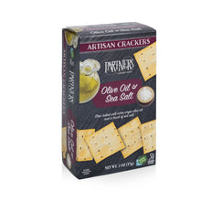 Load image into Gallery viewer, Pico Lunch Basket with Gourmet Gift Pack