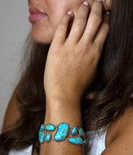 Load image into Gallery viewer, Refined Blue Turquoise Sterling Silver Link Bracelet