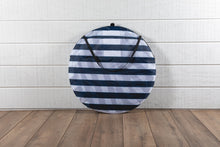 Load image into Gallery viewer, Manta Portable Beach Tent
