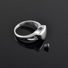 Load image into Gallery viewer, Heart Shaped Cremation Urn Ring