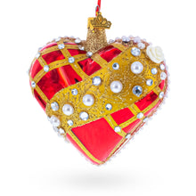 Load image into Gallery viewer, Royal Romance Pearl Jewels Glass Heart Ornament